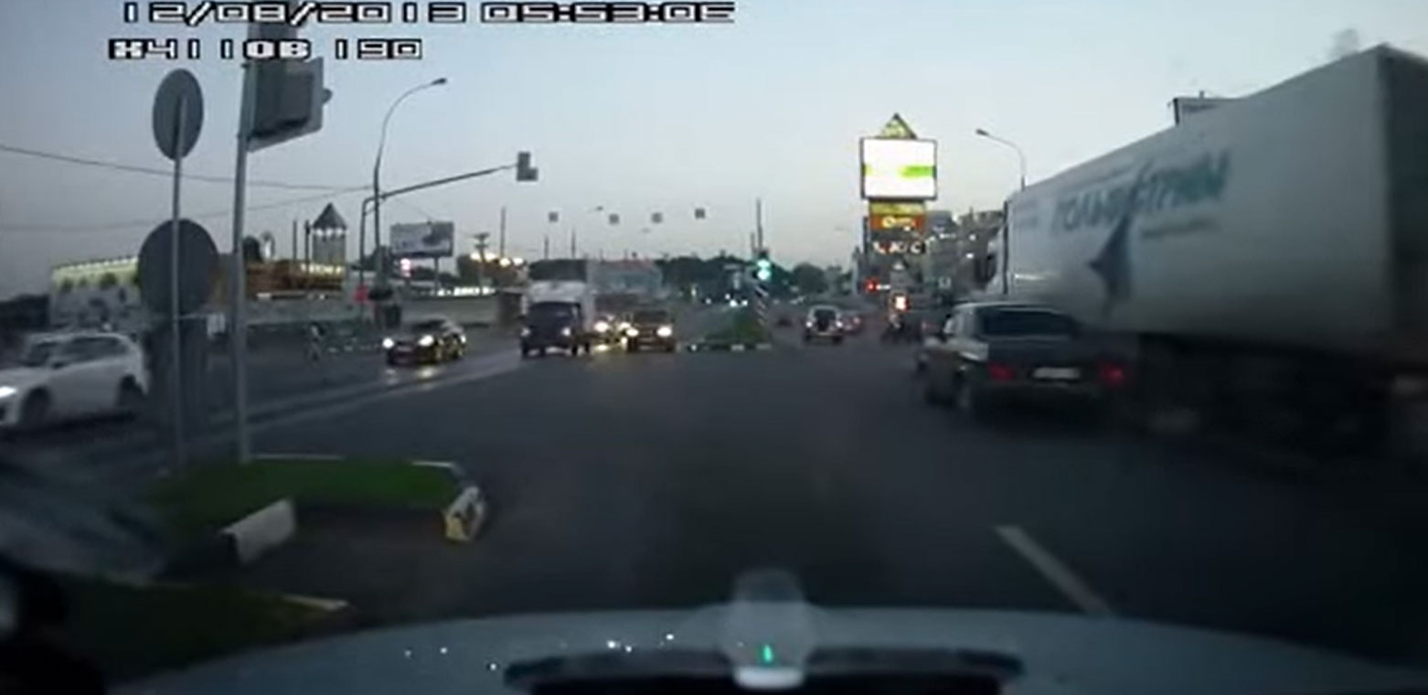 Driver Helps Hit & Run Victim Chase Down Fleeing Car
