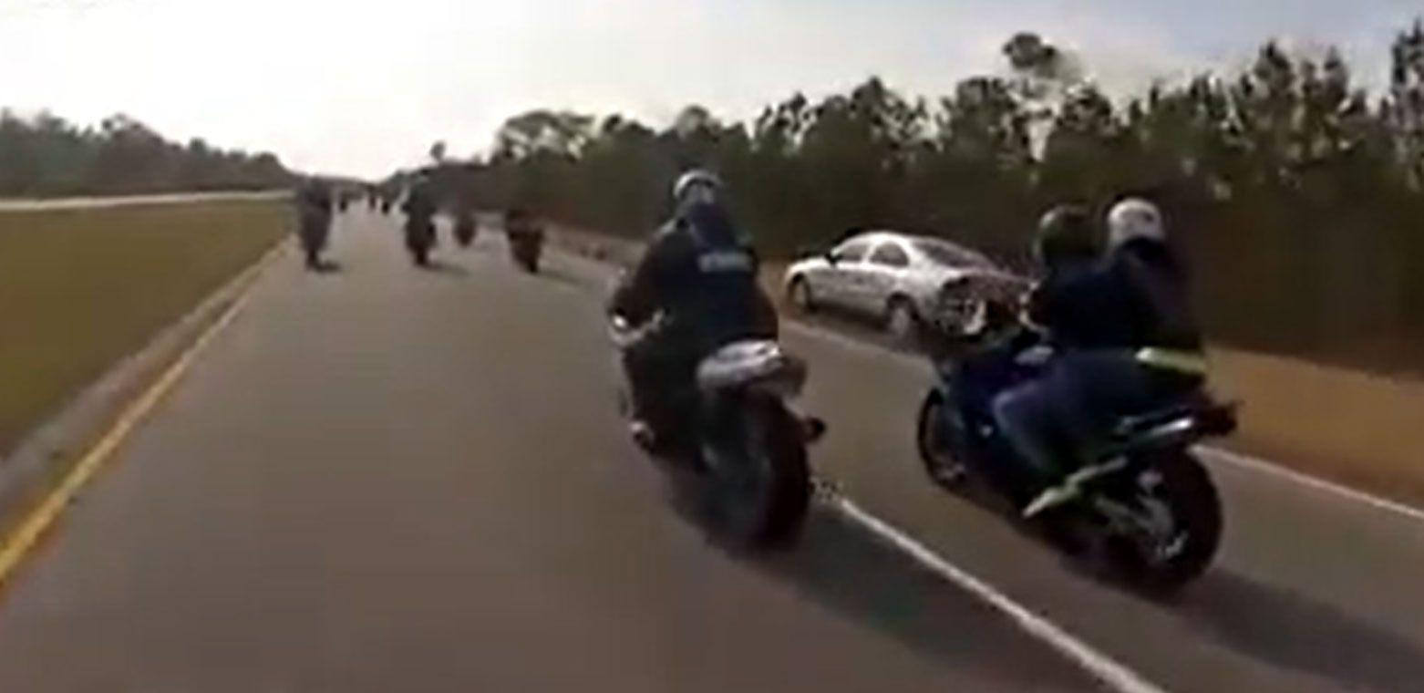 Driver Tries to Pass on Grass Shoulder & Crashes